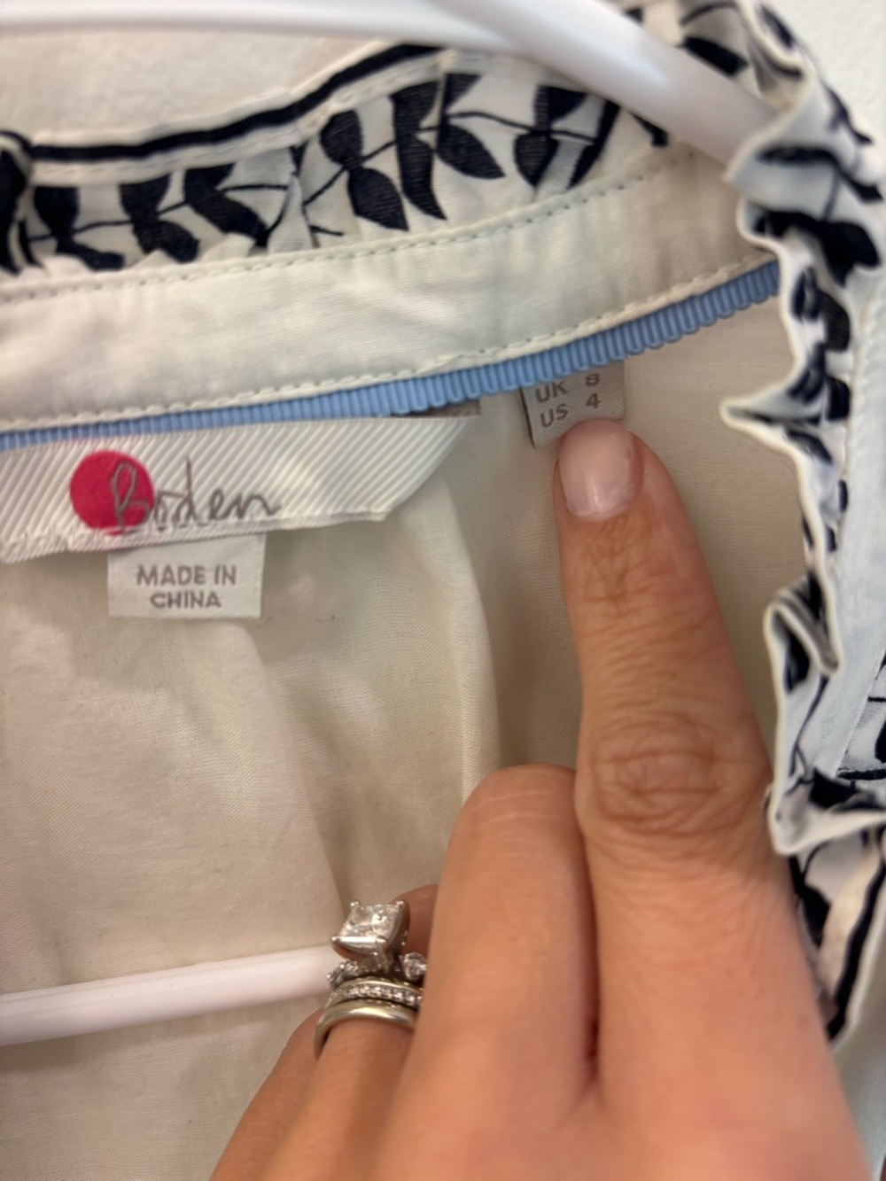 Boden V-Neck Long-Sleeve Top - Picture 3 of 3
